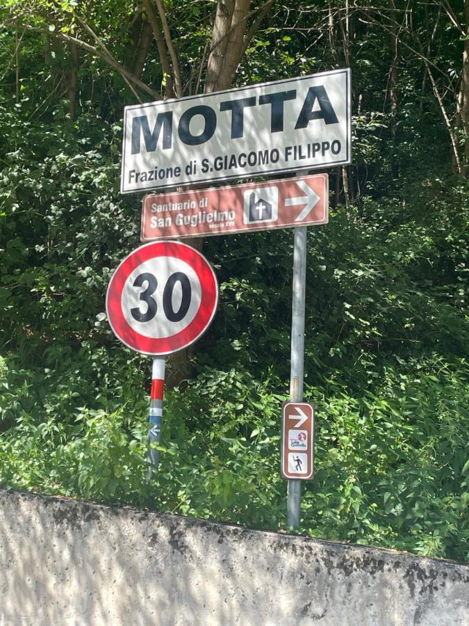 Motta San Guglielmo Casa Vacanze Al Staliin מראה חיצוני תמונה